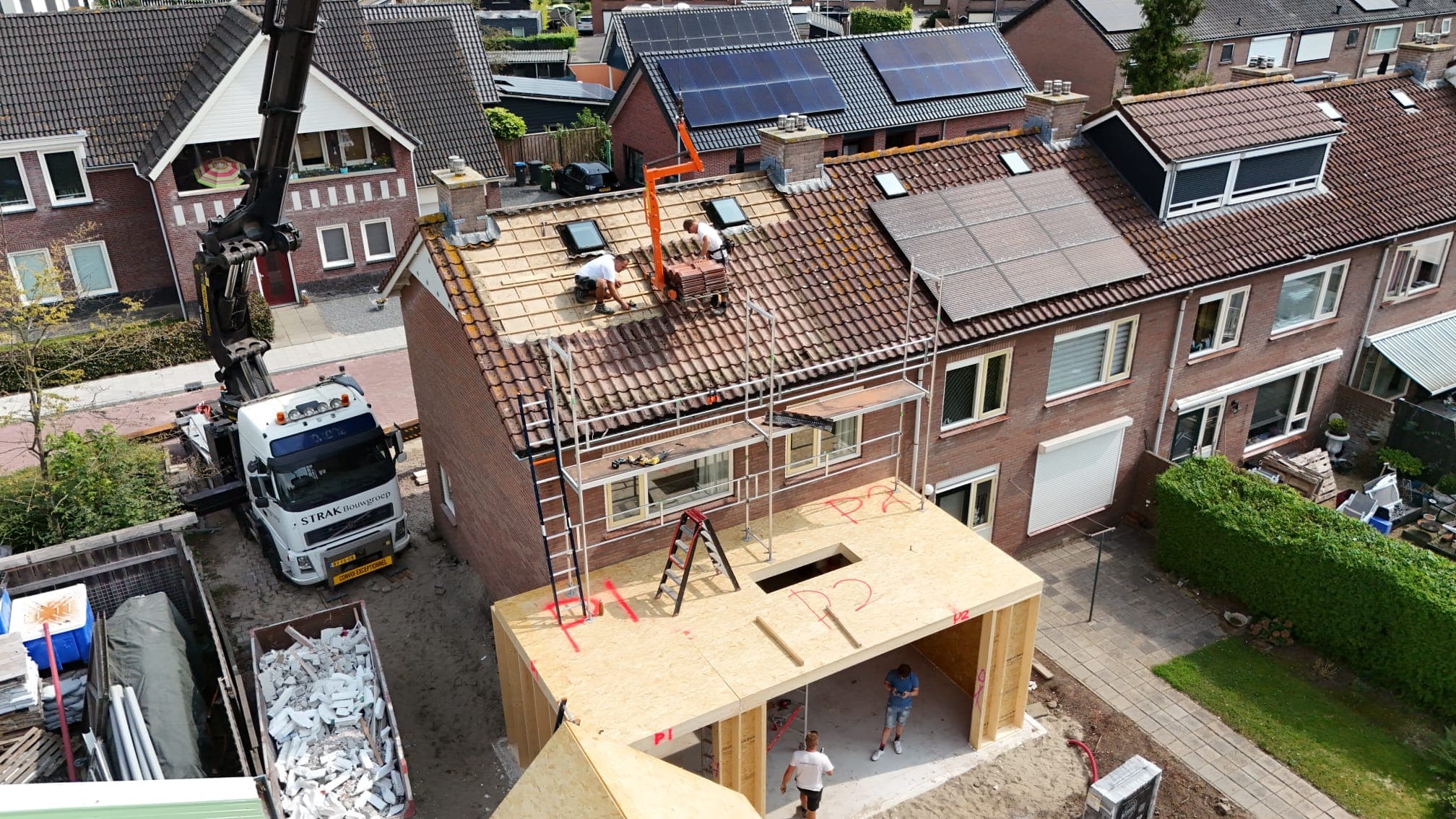 Dakrenovatie met prefab in Zeist